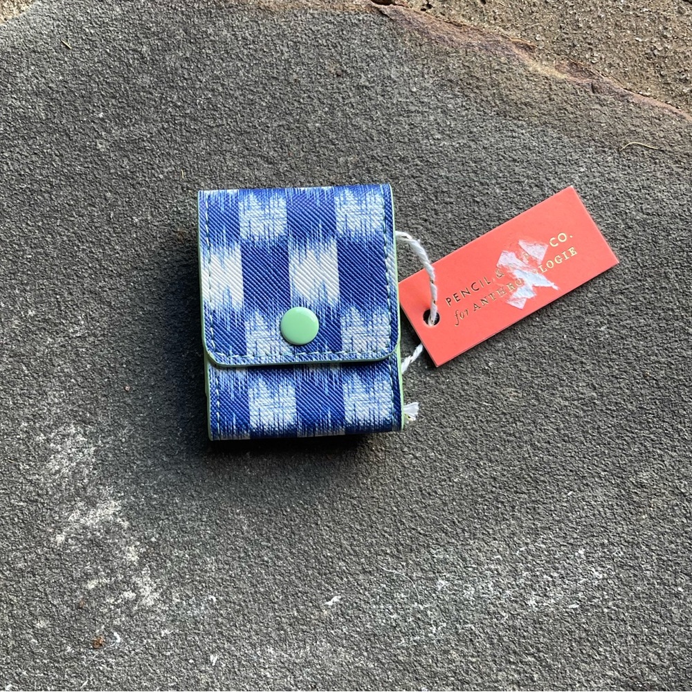 Anthropologie -Airpod Case